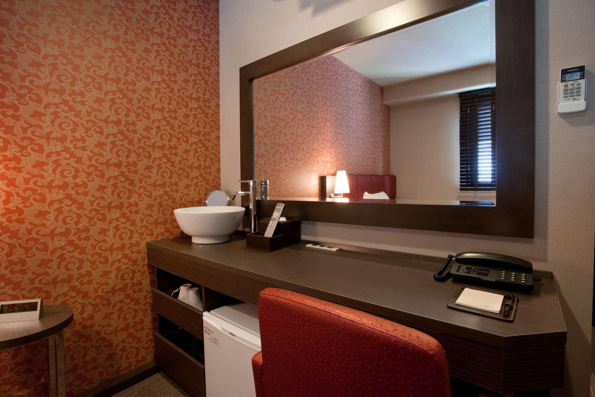 Kuretake Inn Premium Shizuoka Ekimae Exterior foto