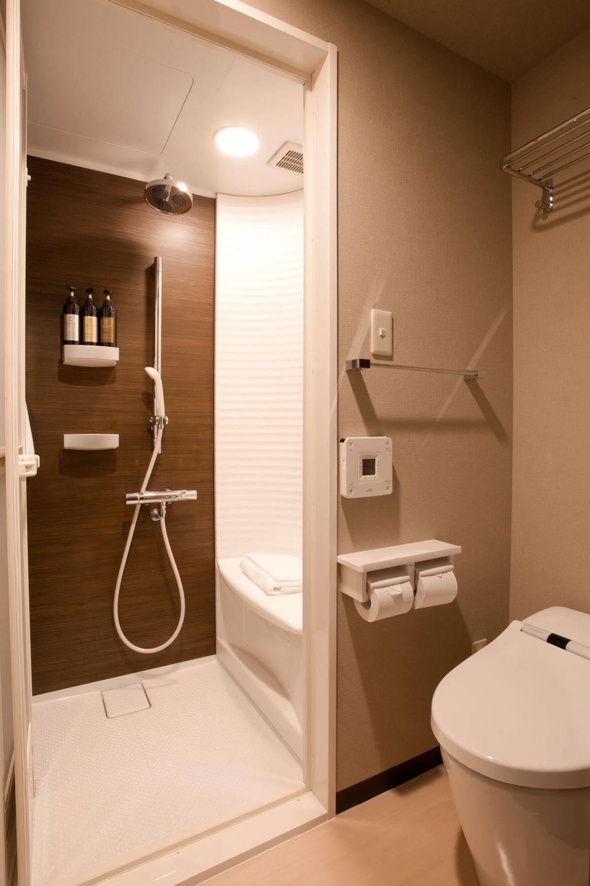 Kuretake Inn Premium Shizuoka Ekimae Exterior foto